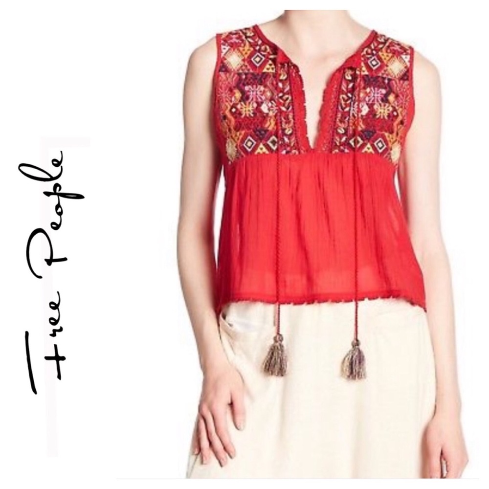 🦋NWT Free People Boho Embroidered Tassel Top🦋